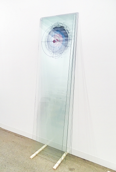 COLLISION OF INTERESTS, 2017 | UV-Print auf Glas (5-teilig), Holz | 191,5 x 54,5 x 39 cm | Unikat
